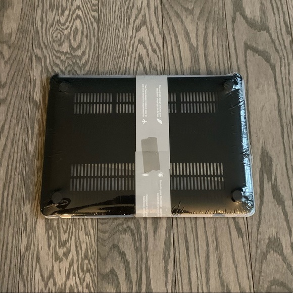 MacBook Case💙✨ - Picture 2 of 4